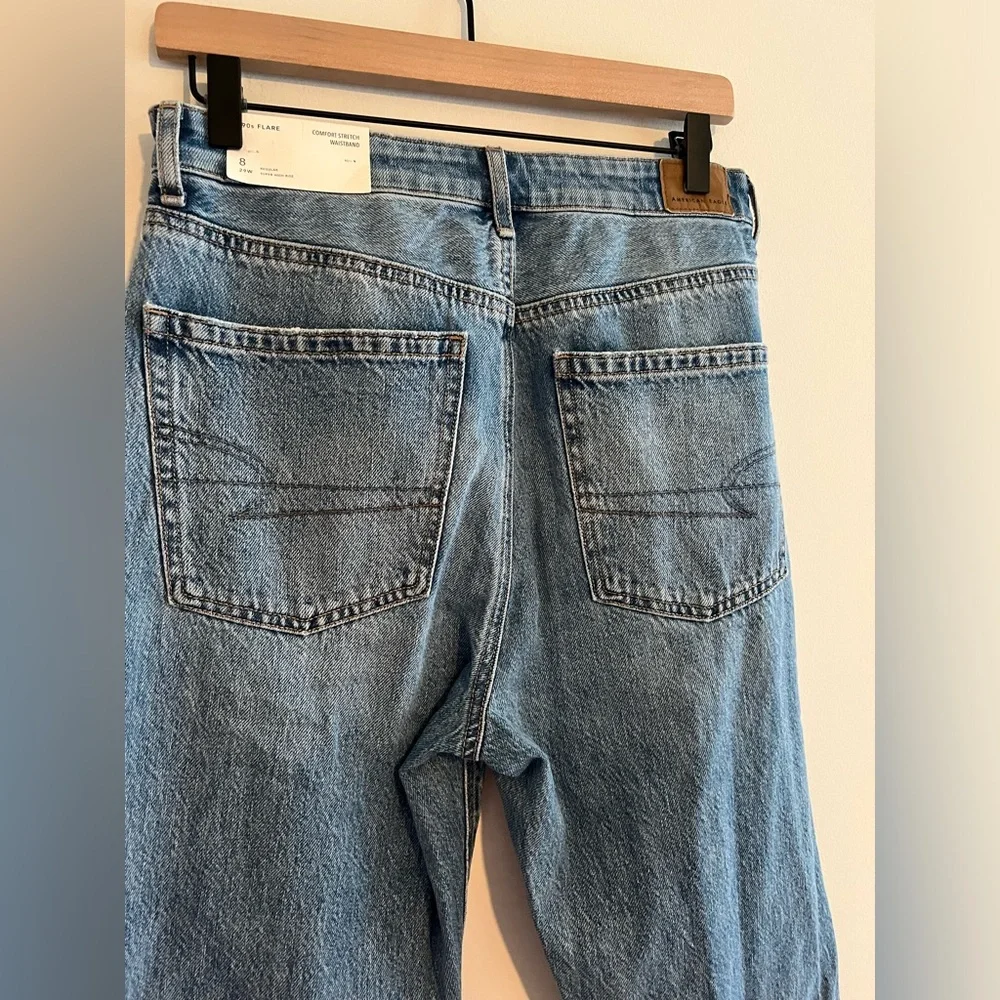 American Eagle - Ripped Highest Waist ‘90s Flare Jean - Size 8 - Picture 10 of 13